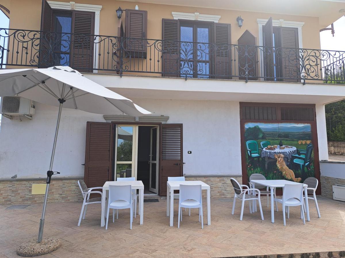 B&B Villa Mery Mileto Zewnętrze zdjęcie