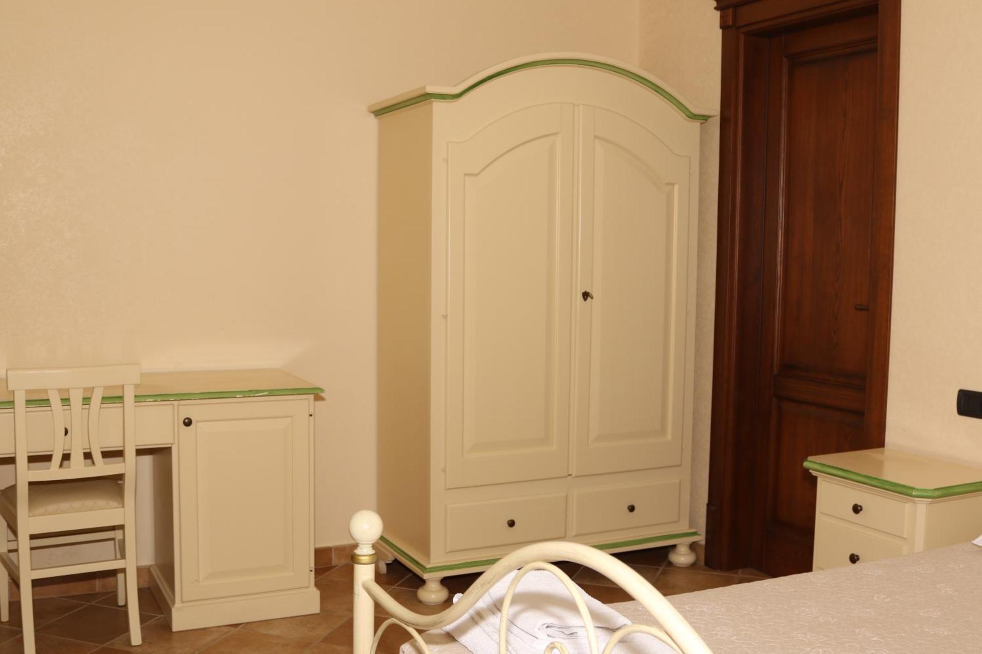 B&B Villa Mery Mileto Zewnętrze zdjęcie